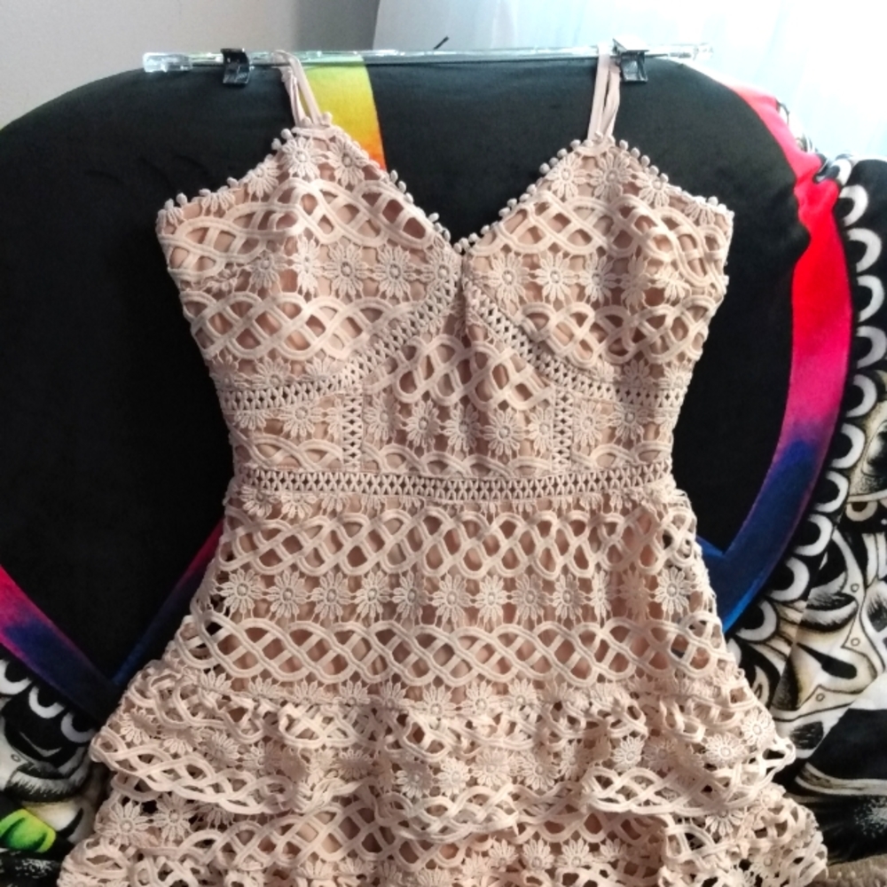 Lulus dress
